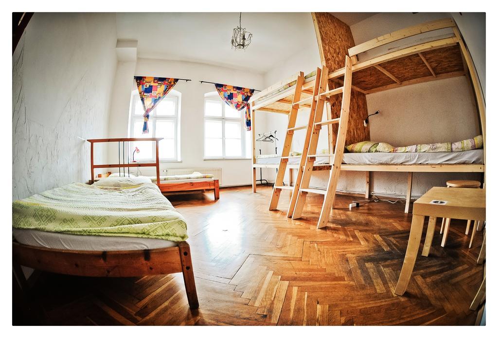 Hostel Bemma - Ozonowane Pokoje Wroclaw Exterior photo